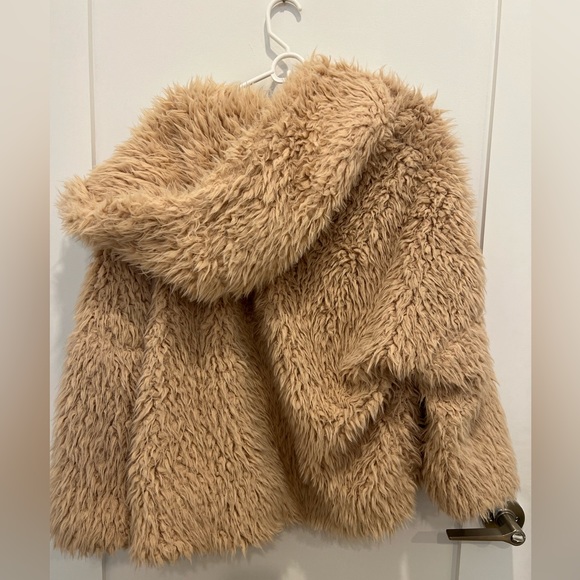 Love Tree Shaggy Fur Statement Jacket - Picture 3 of 5